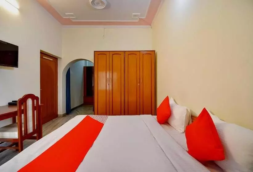 ホテル O Kusum Lodge