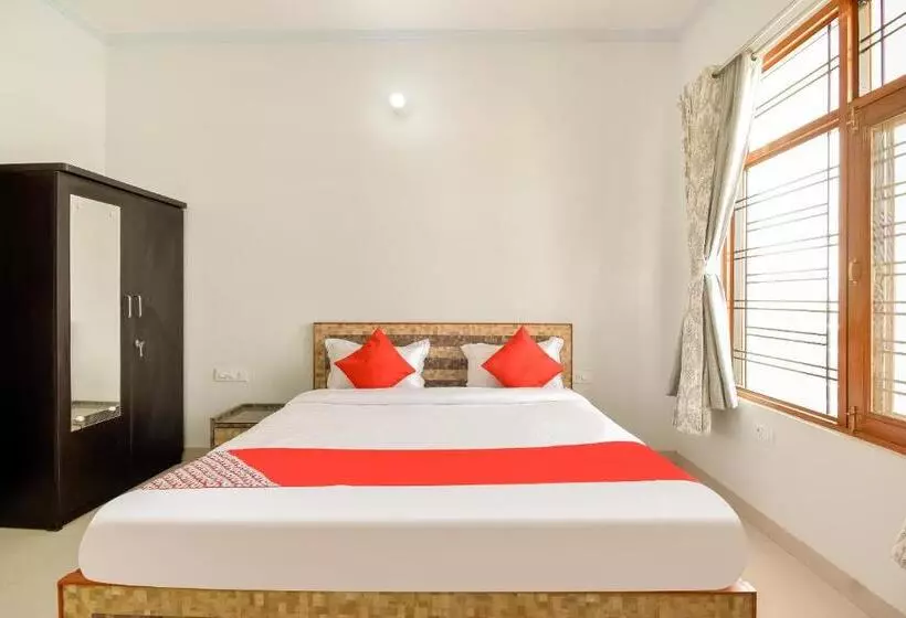 ホテル O Kusum Lodge
