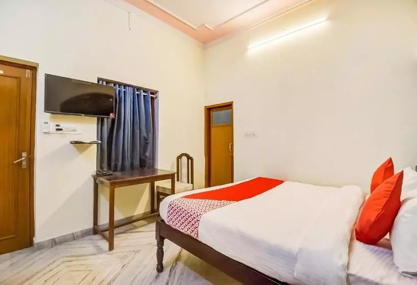 ホテル O Kusum Lodge