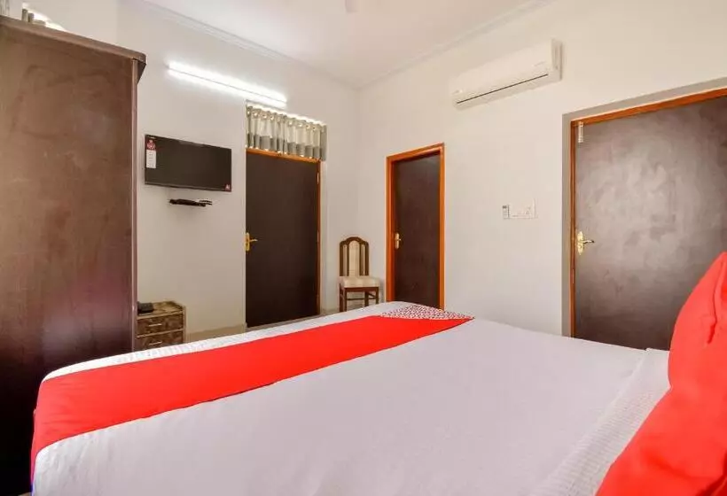 ホテル O Kusum Lodge