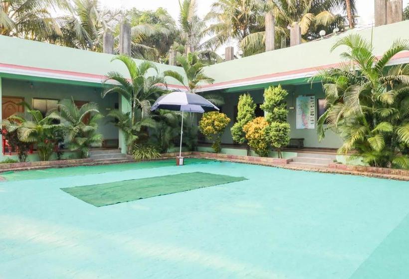 هتل Oyo 66633 Maitri Cottage