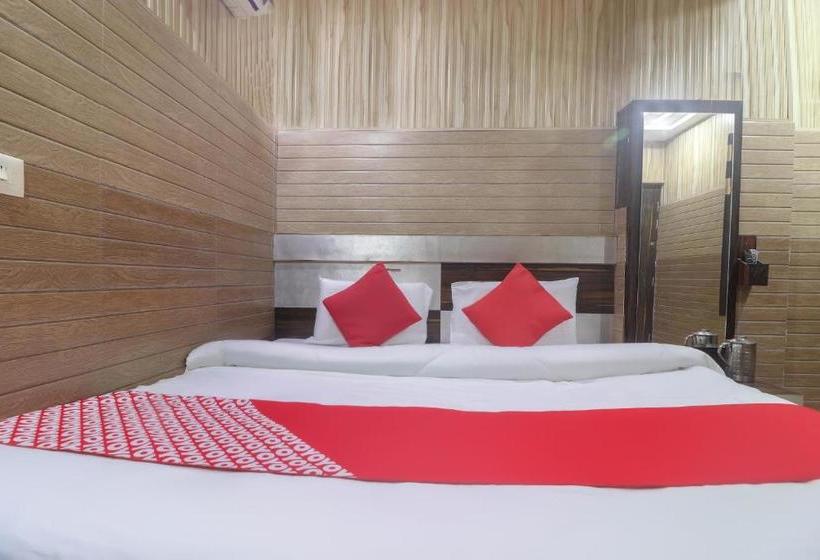 ホテル Oyo 67212 Jain S & Isbt Agra