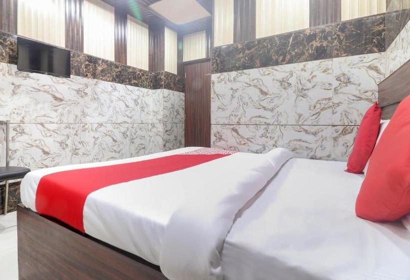 ホテル Oyo 67212 Jain S & Isbt Agra