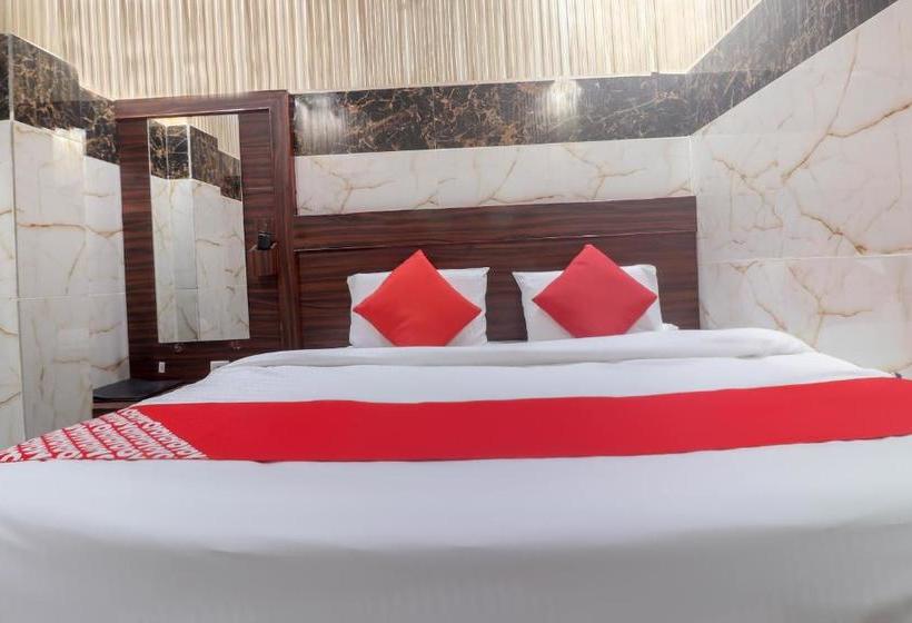 ホテル Oyo 67212 Jain S & Isbt Agra