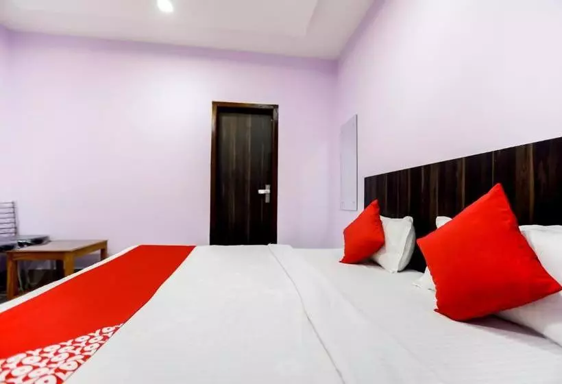 Hotelli Oyo 67933  Shrinath Bhawan