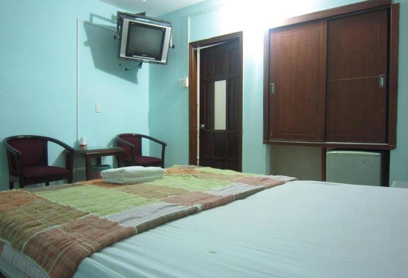 Hotel Spot On 761 Gia Bao Ngoc