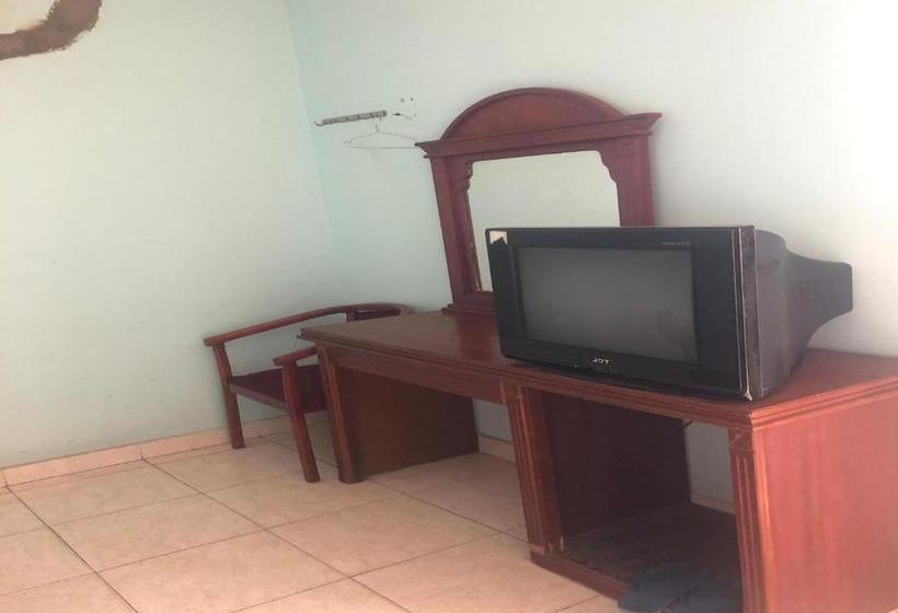 Hotel Spot On 761 Gia Bao Ngoc