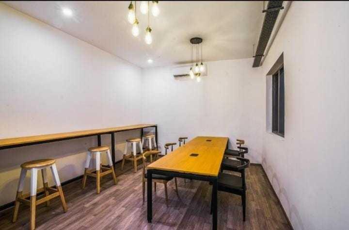 בית מלון כפרי Spot On Royal Residency