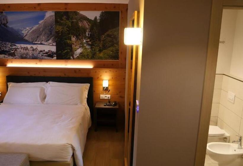 Отель Dada Mountain