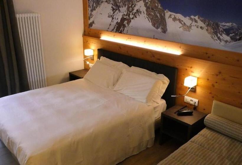 هتل Dada Mountain