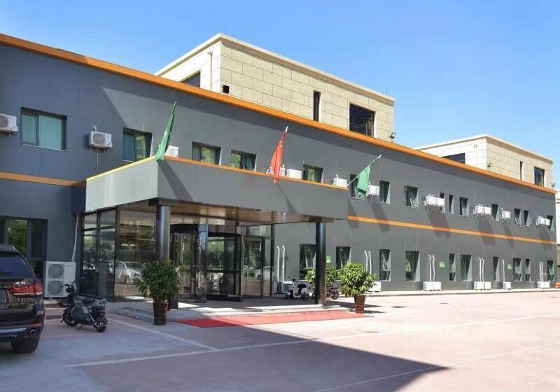 ホテル Green Tree Inn Express Qinhuangdao Shanhaiguan Railway Station Tianxia Diyiguan