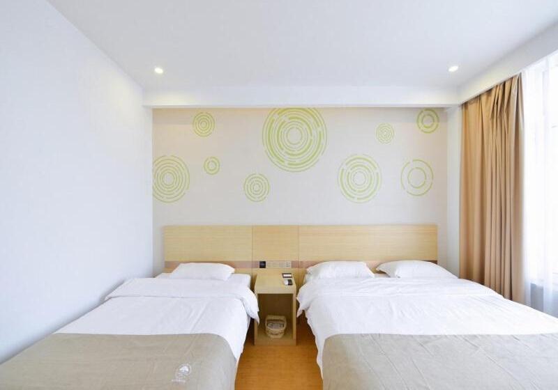 فندق Greentree Inn Dalian Dalian North Railway Station Express