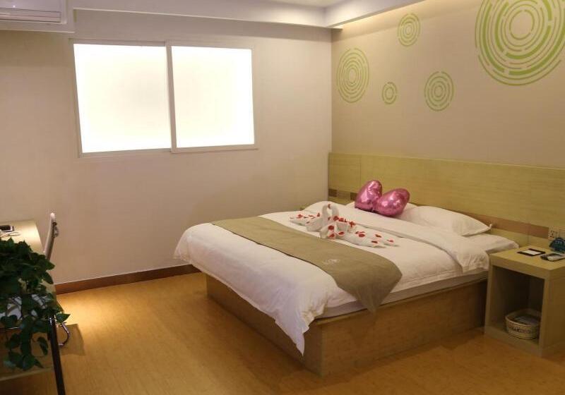 فندق Greentree Inn Dalian Dalian North Railway Station Express