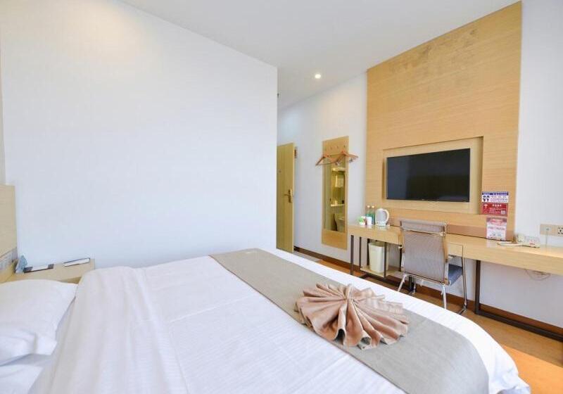 فندق Greentree Inn Dalian Dalian North Railway Station Express