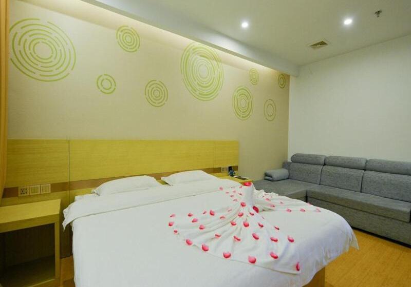 فندق Greentree Inn Dalian Dalian North Railway Station Express