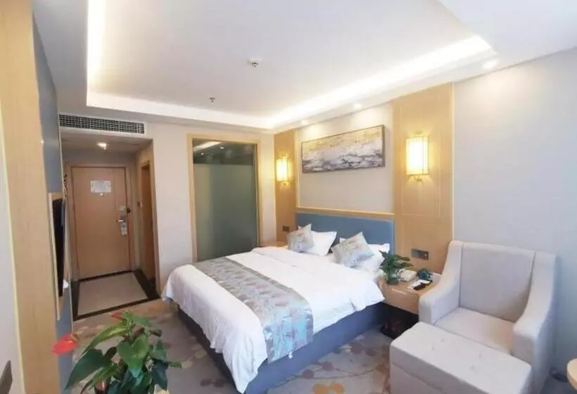 ホテル Greentree Inn Guiyang Wudang District Highspeed Railway East Station