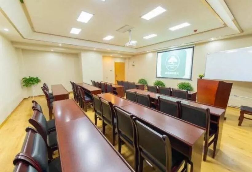 Hotelli Greentree Inn Lanzhou Yuzhong County Business