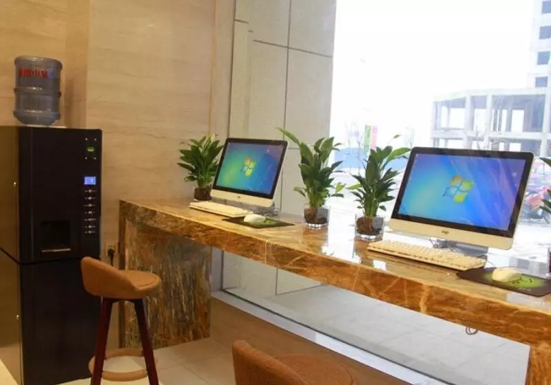 ホテル Greentree Inn Luoyang Train Station Zhuangyuanhong Road