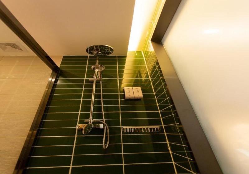 Otel Greentree Inn Pingliang Jinding Times Square