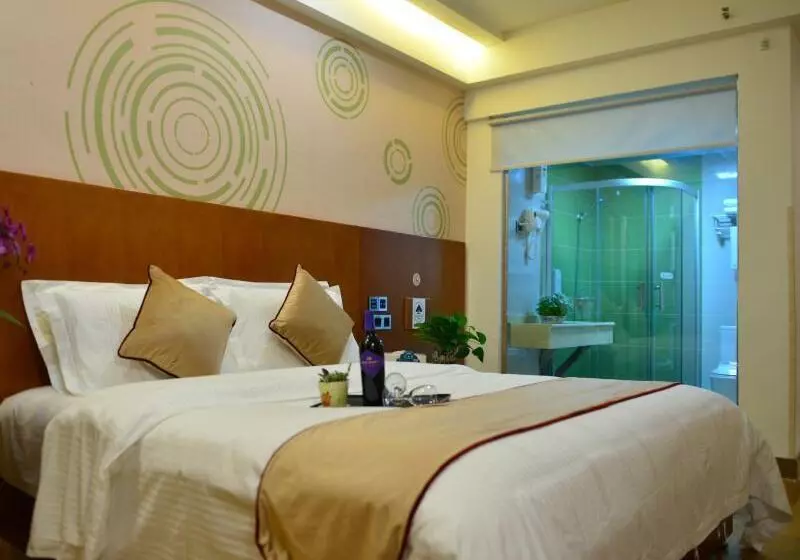 Hotelli Greentree Inn Ziyang Lezhi Government Tianchi Town Express