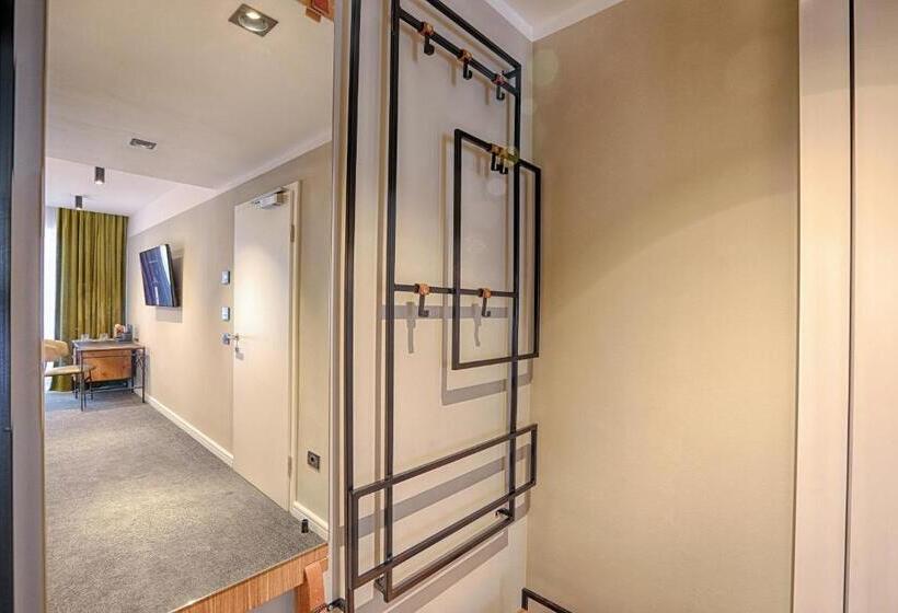 فندق Nani Nani Boutique