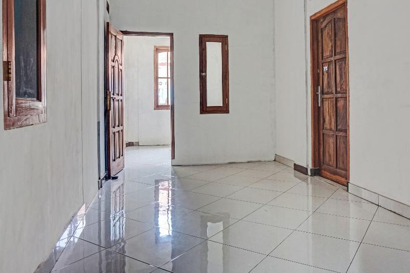 Otel Spot On 2226 Nurmega Jaya