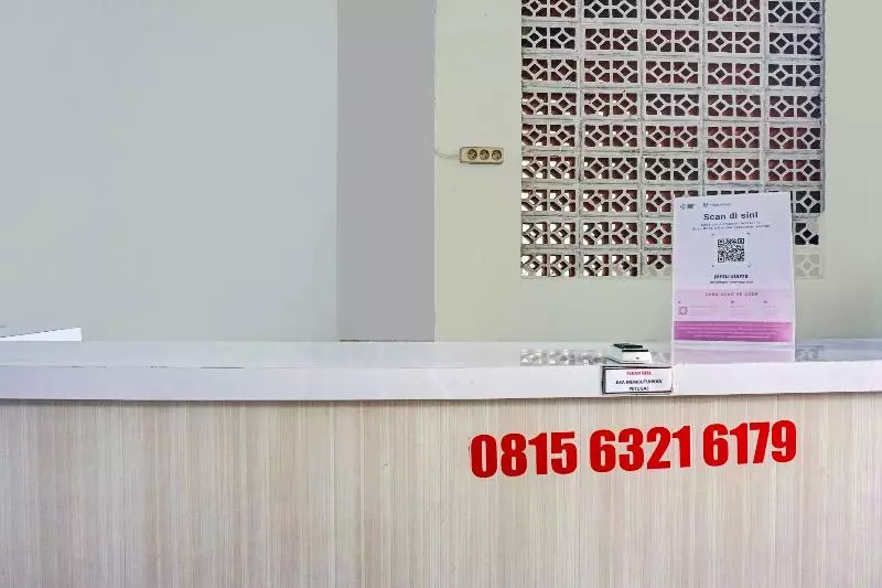 ホテル Spot On 2226 Nurmega Jaya