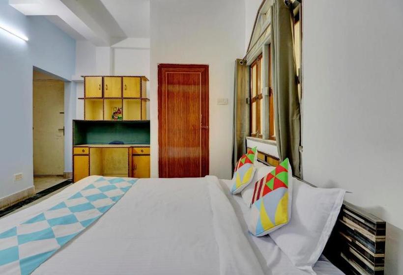 Пансион Elegant Stay Near Dum Dum Park, Salt Lake