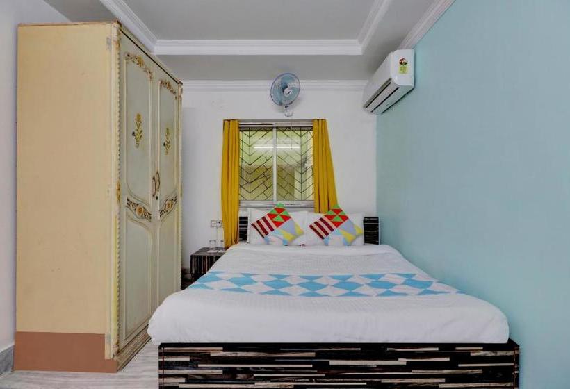 Пансион Elegant Stay Near Dum Dum Park, Salt Lake