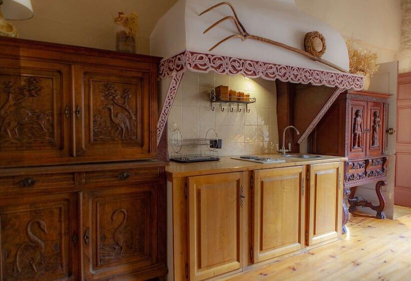 צימר Chateau De Murviel