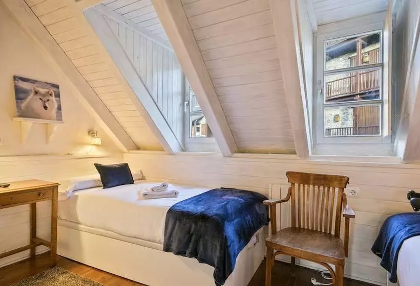 Luderna   Casa Con Jardín Bedrera