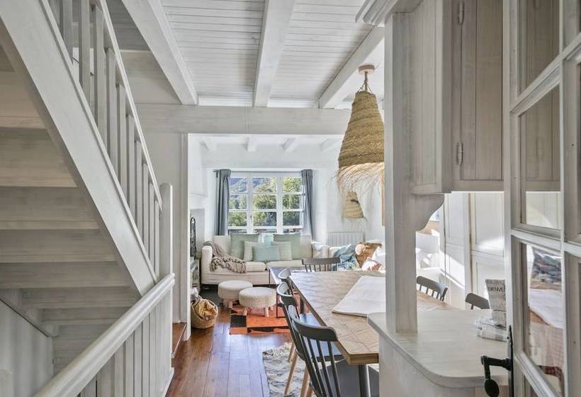 Luderna   Casa Con Jardín Bedrera