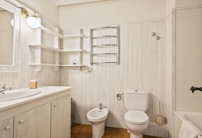 Luderna   Casa Con Jardín Bedrera