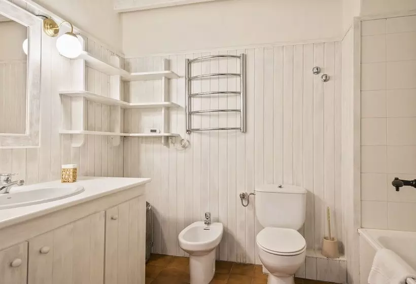 Luderna   Casa Con Jardín Bedrera