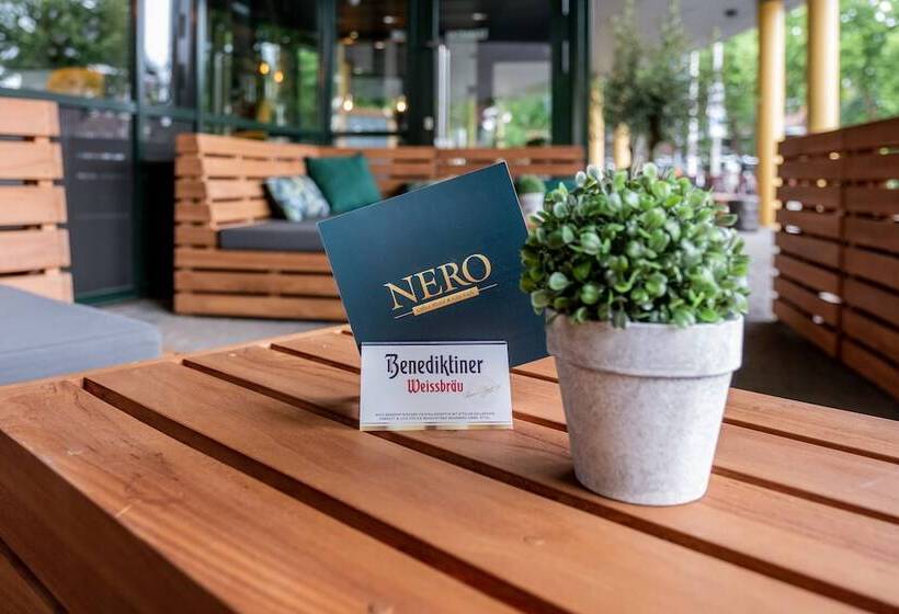 Nero Office Hotel & City Café