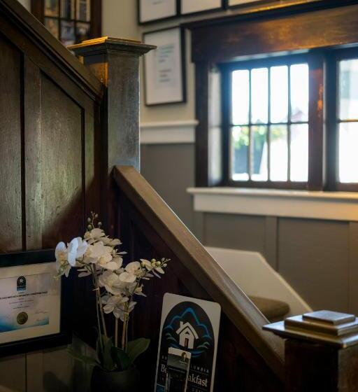 ペンション The Ivy On Parker Guest House