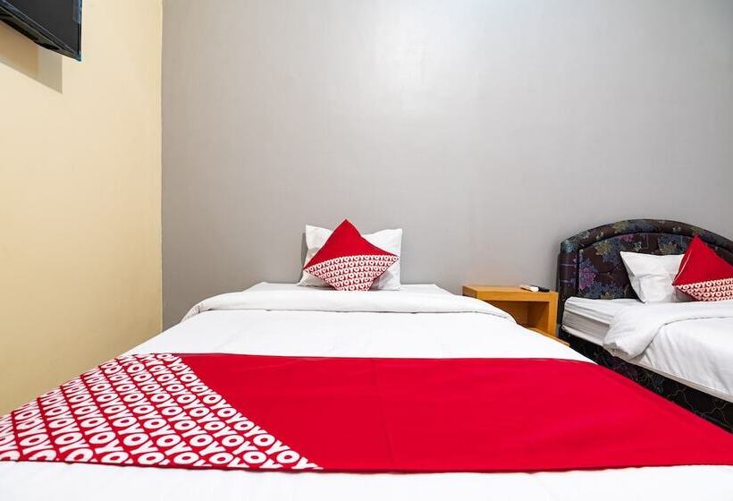 Hostel Griya Amin By Oyo Rooms