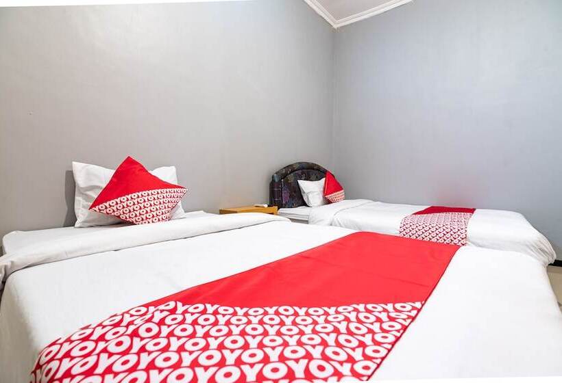 Hostel Griya Amin By Oyo Rooms