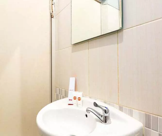 Retkeilymaja Griya Amin By Oyo Rooms