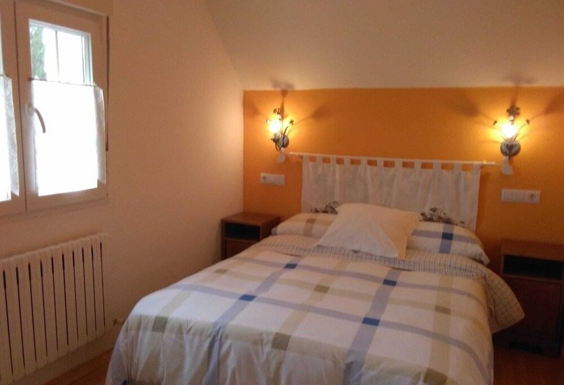 Apartamentos Rurales El Paraxo