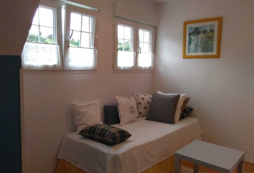 Apartamentos Rurales El Paraxo