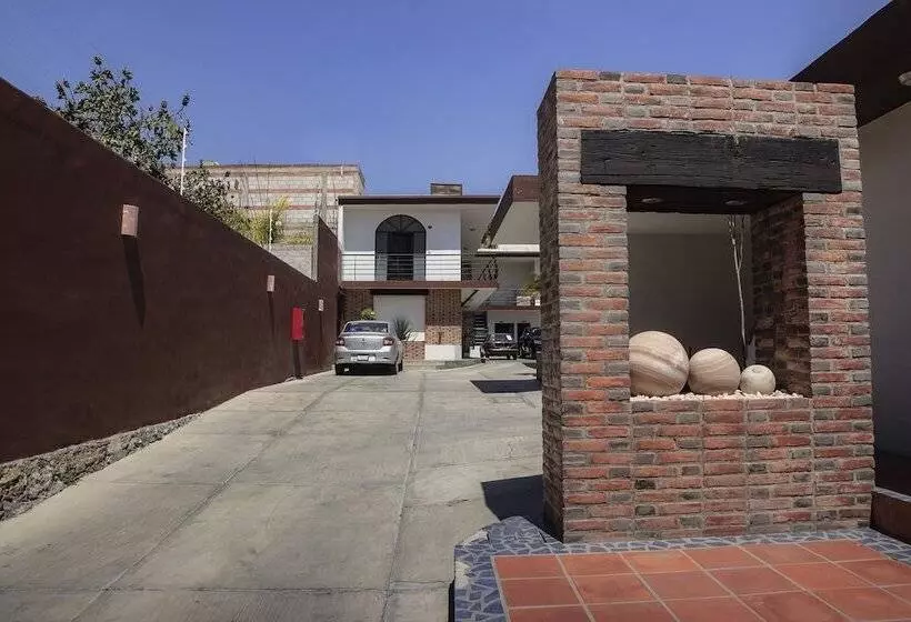 هتل Capital O Del Valle, Tecamachalco