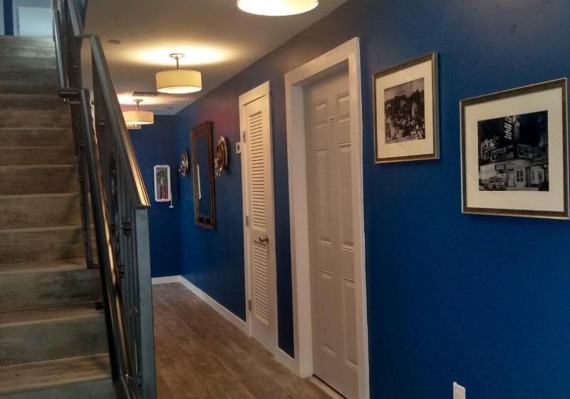 Hotel Dunns Josephine