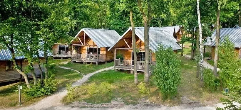 Hotelli Huttopia Versailles