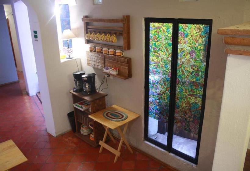 پانسیون Casa Tepozanes