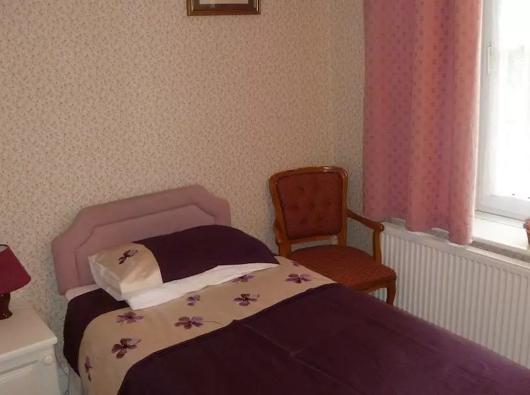 Majatalo Longhope Guest House