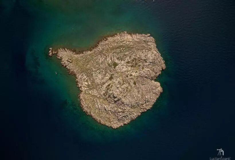 Apartments By The Beach Adela Senj