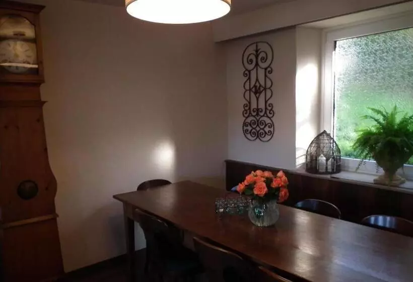 Hotelli Café Del Maar