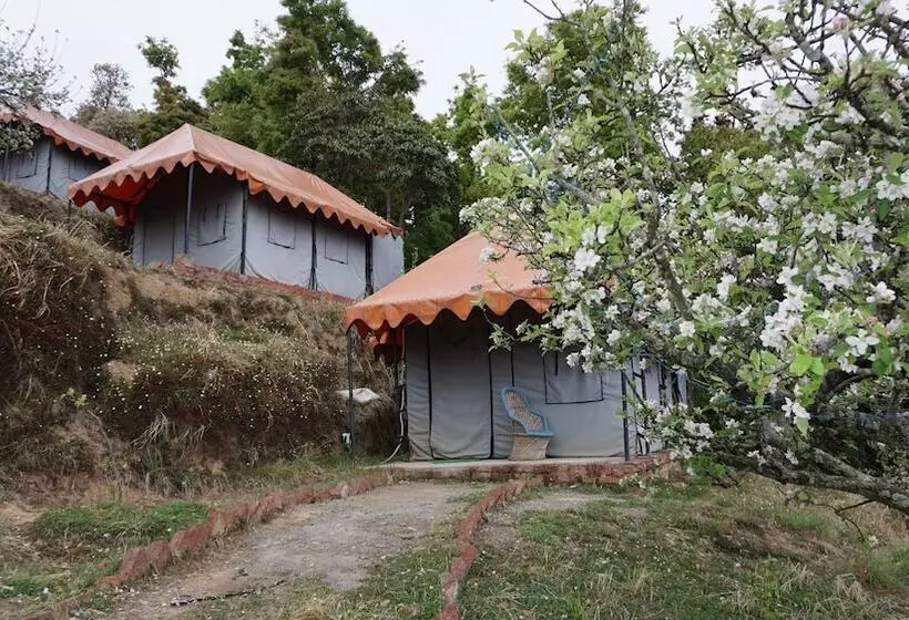 هتل Camp Garden Kanatal