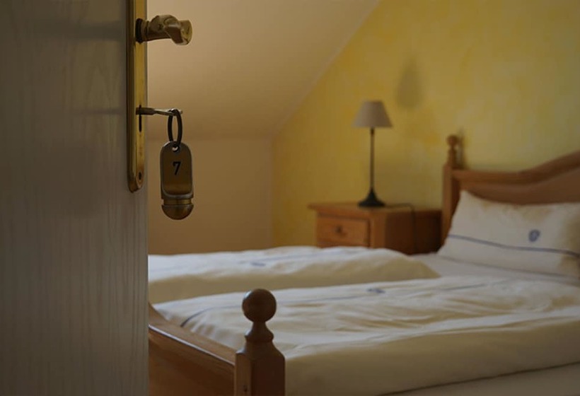 Hotelli Classisches Weingut Hoffranzen